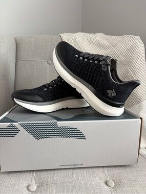 Women’s Black Knit Rabbit Dream Chaser Running Shoes